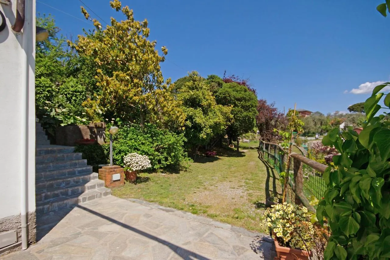 Apartment Ferienwohnung Monolocale Fattorialmare Viola Camogli